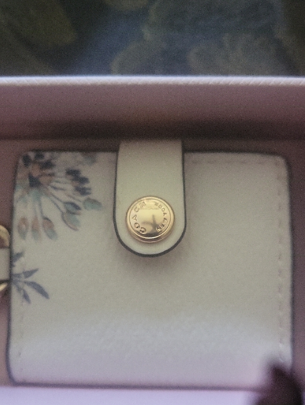 Coach Floral Duo Credit Card Holder And Keychain Id Holder Id Back Of Holder Box - Picture 6 of 8